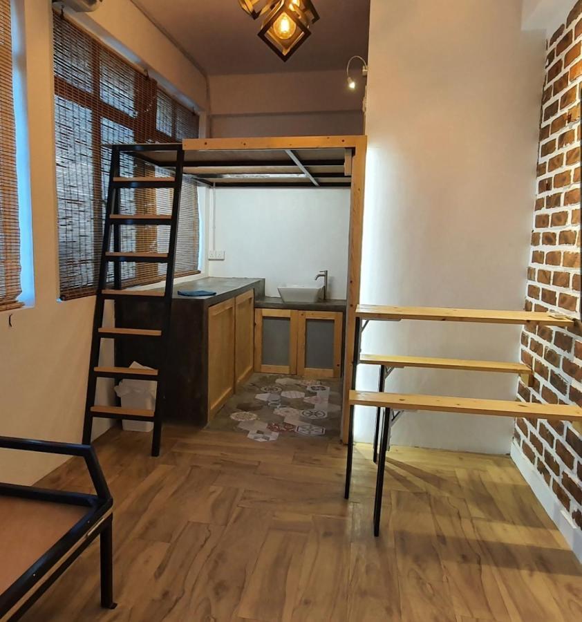Tiny Home Miri Exterior foto